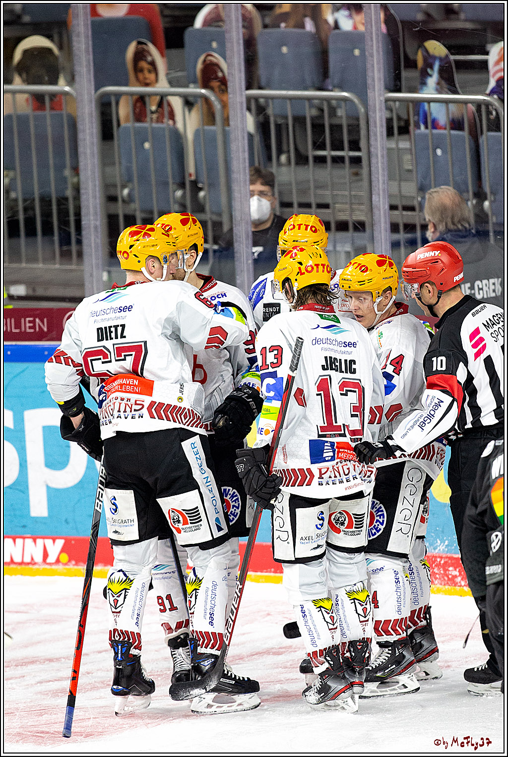 PENNY DEL;  Koelner Haie - Fischtown Pinguins Bremerhaven; Koeln, 17.01.2021